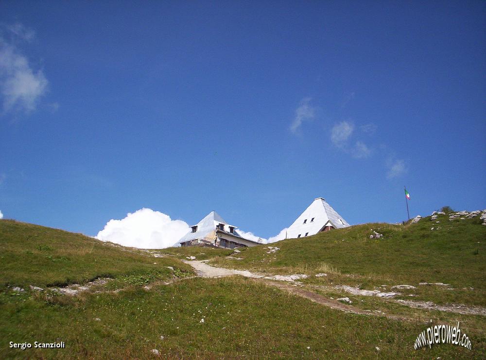 39 Cielo da foto ma ormai stiamo andando verso casa.JPG